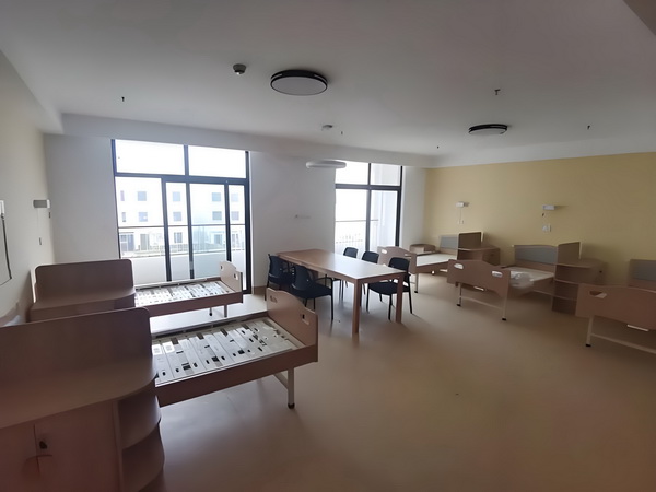 嫁个皇帝不花心：爷，抱抱